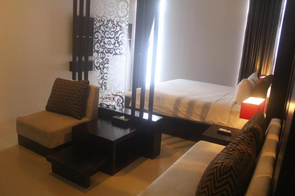 Prima SR Hotel&Convention Sleman  Esterno foto