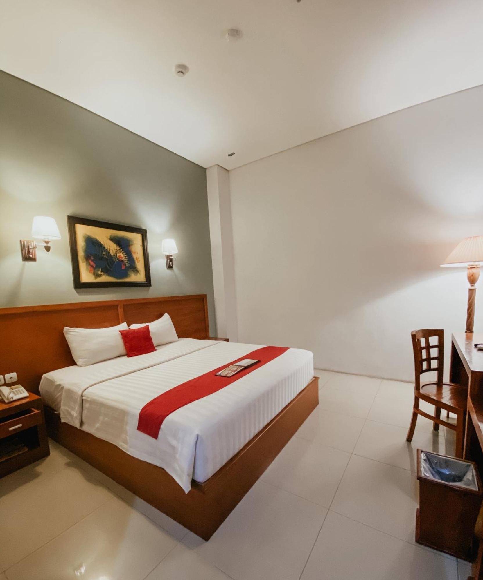 Prima SR Hotel&Convention Sleman  Esterno foto