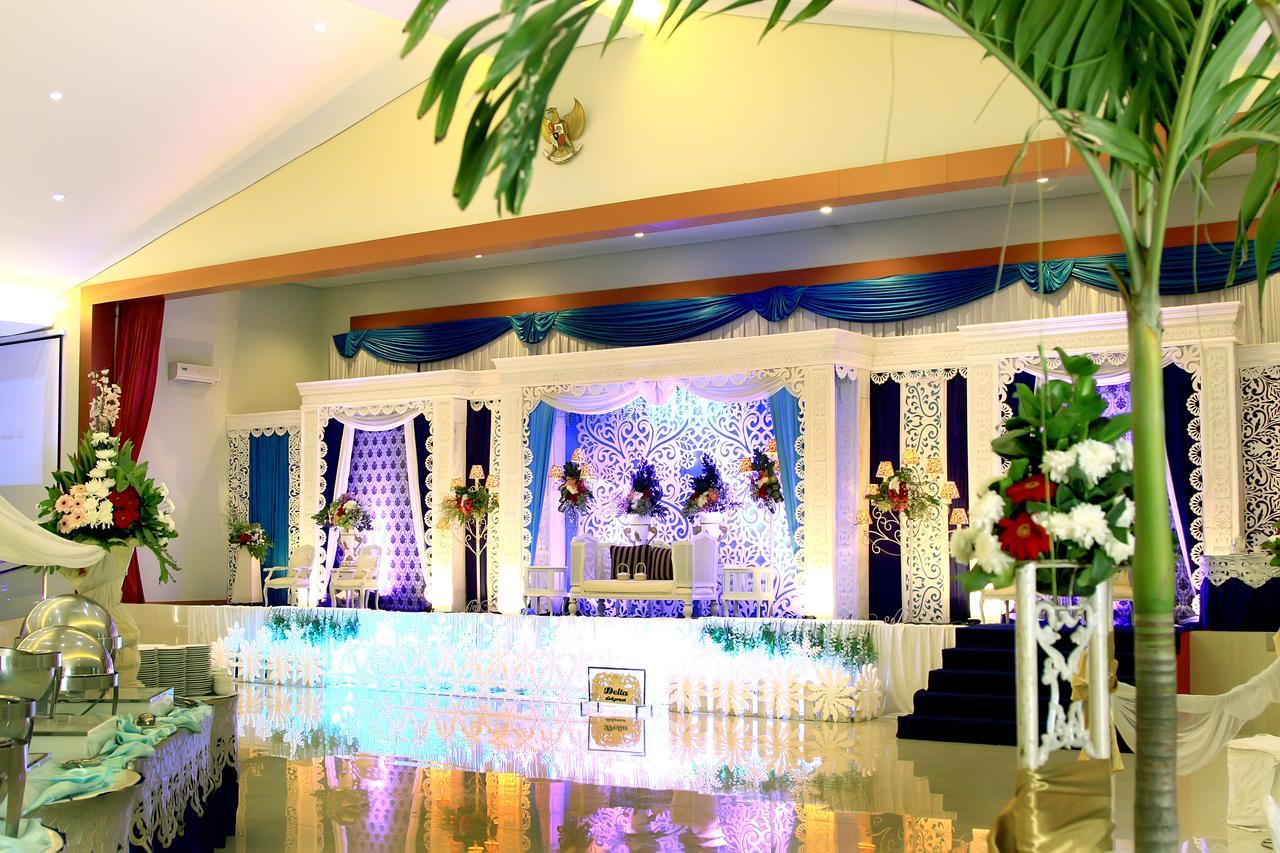 Prima SR Hotel&Convention Sleman  Esterno foto