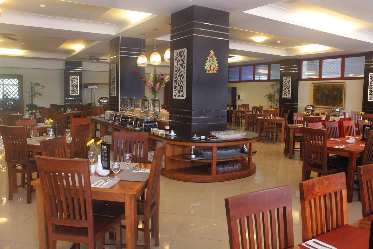 Prima SR Hotel&Convention Sleman  Esterno foto